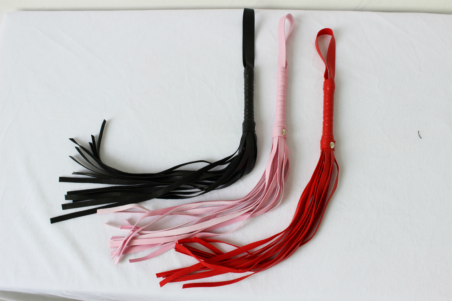 工厂店情趣用品牛皮鞭子手工编织皮鞭另类玩具蛇鞭马鞭教鞭独鞭子-阿里巴巴