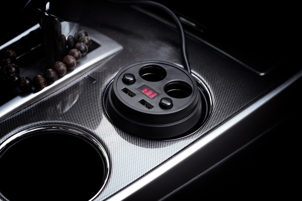 厂家定制杯式 车载充电器一拖二 车充 双口 多功能车充跨境专供