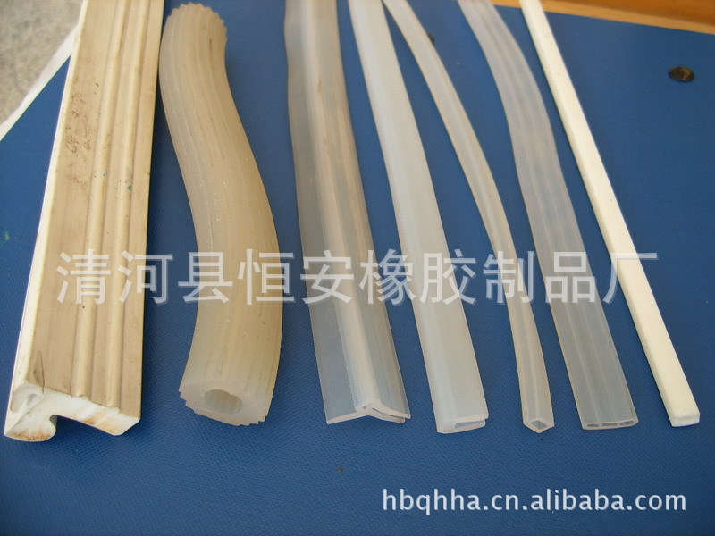 【厂家直供】各种规格型号硅胶透明密封条   硅胶管  隔音防撞条