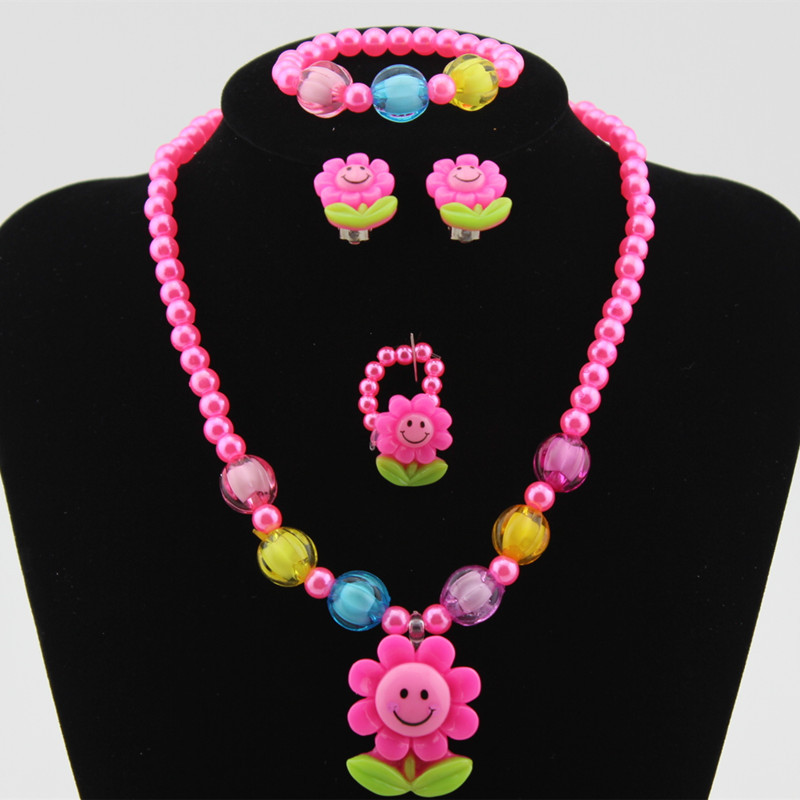 Wholesale Children's Ornaments Sets Of Chain Cartoon Sun Flower Beaded 4-piece Necklace Jewelry Set display picture 3