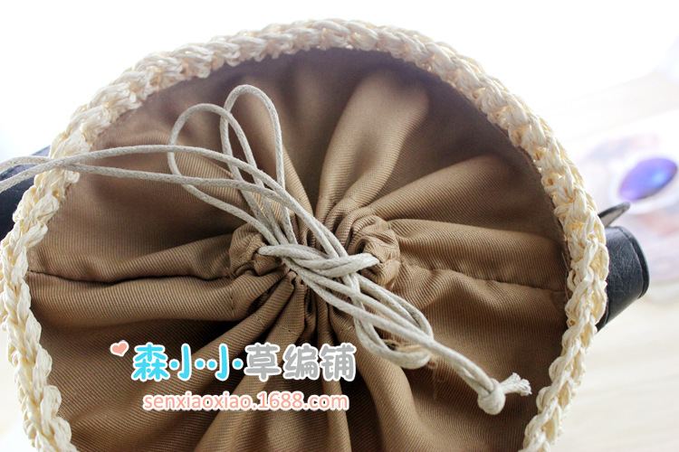 New Three-dimensional Cherry Ball Straw Woven One Shoulder Bag Wholesale Nihaojewelry display picture 3