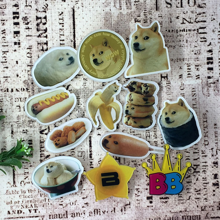 Acrylic BB Spiritual pollution badge Harajuku comic periphery Bananas Cartoon Brooch Chest badge