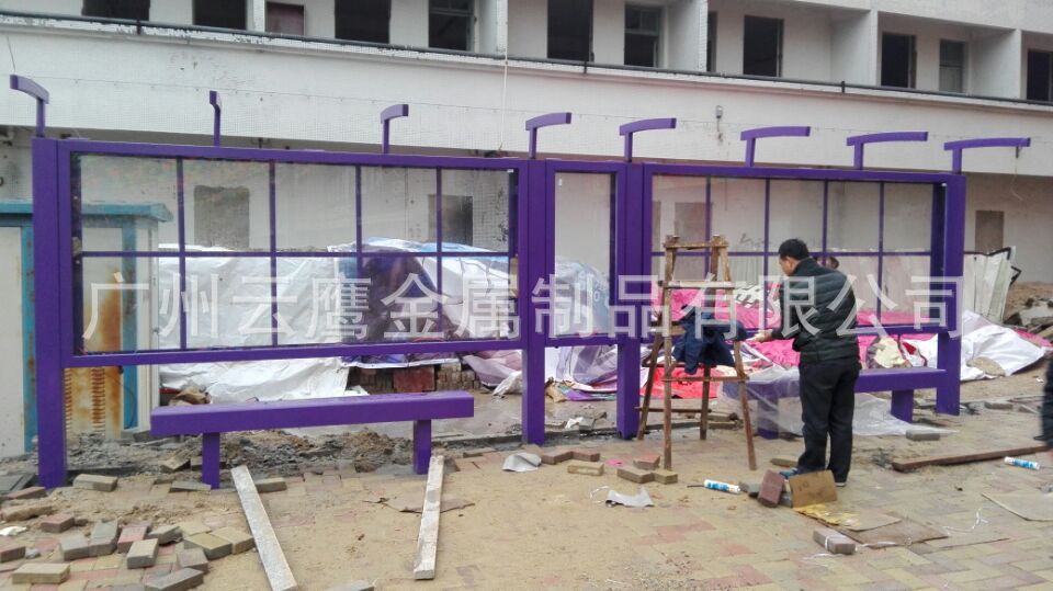 厂家定做公交车灯箱  候车亭   广告灯箱  宣传栏 小区宣传栏