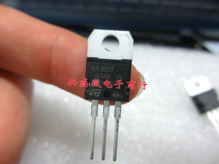  MJE3055T TO220  MJE3055 60V 10A NPN功率晶体管 原装正品
