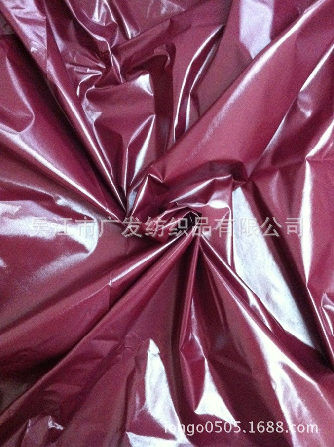 产地精品推荐 210T尼丝纺亮PU 亮PU尼丝纺 亮面PU防水尼丝纺