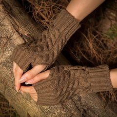 Autumn and winter samples for couples half-finger warm knitted typing gloves for men and women thickened wool small 8-figure gloves wholesale