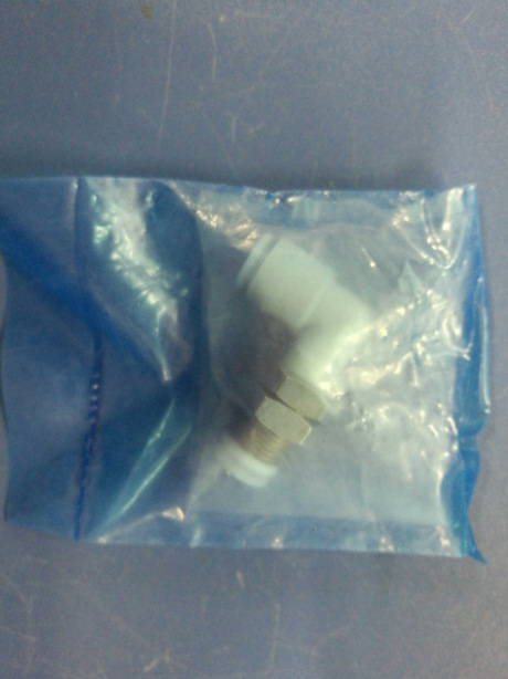 出售SMC 隔板接头10-KQLE06-00 KQ2L04-M5A 现货