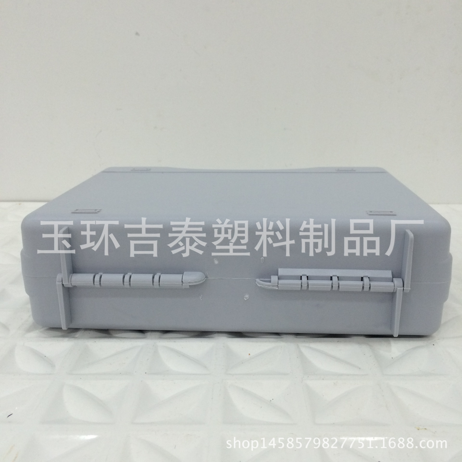 供应注塑工具箱、电子产品塑料包装盒、手电筒包装盒