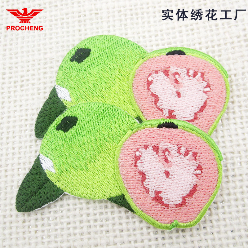 上海厂家定做满绣卡通水果布贴加工个性创意刺绣图案免费拿样