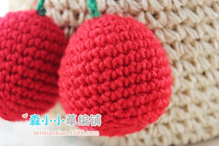 New Three-dimensional Cherry Ball Straw Woven One Shoulder Bag Wholesale Nihaojewelry display picture 13