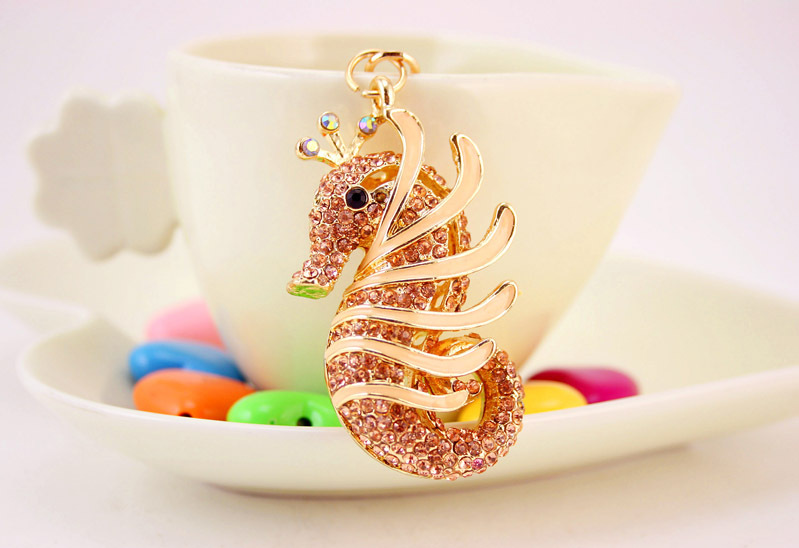 40g Weight Alloy, Metal Material Animal Pattern Unisex Gender Pink, Purple, Blue, Peach Color Marine Animal Creative Diamond Seahorse Car Keychain Metal Pendant 10