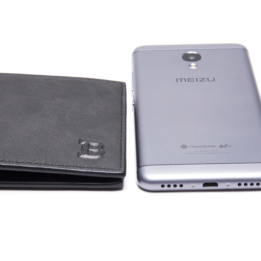 3650824346_825355906