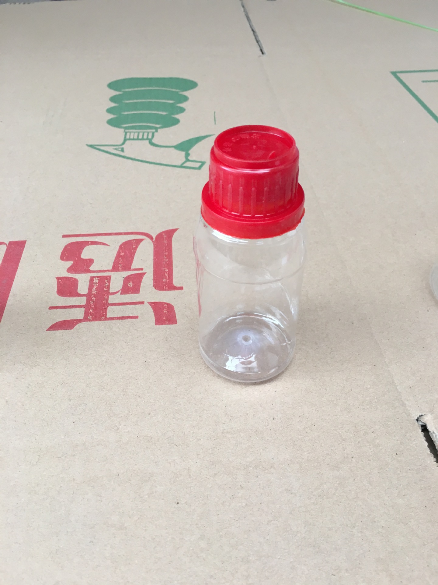 厂家直销100mlpet塑料瓶