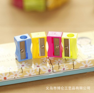 热销新款糖果色卷笔刀 学生文具创意卷笔刀 可爱削笔刀|ms