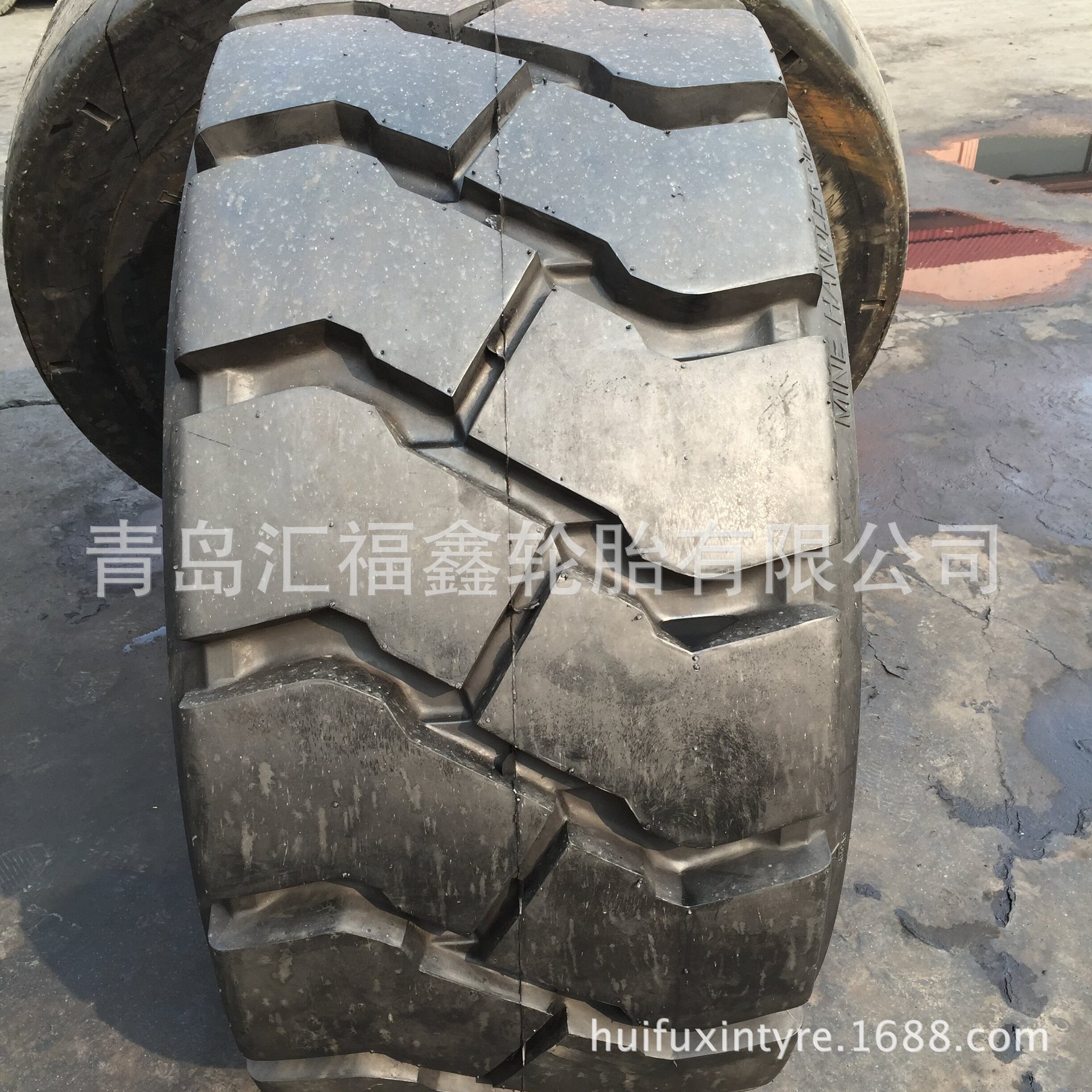 现货销售宽基型号轮胎32X14.5-15 工业叉车轮胎