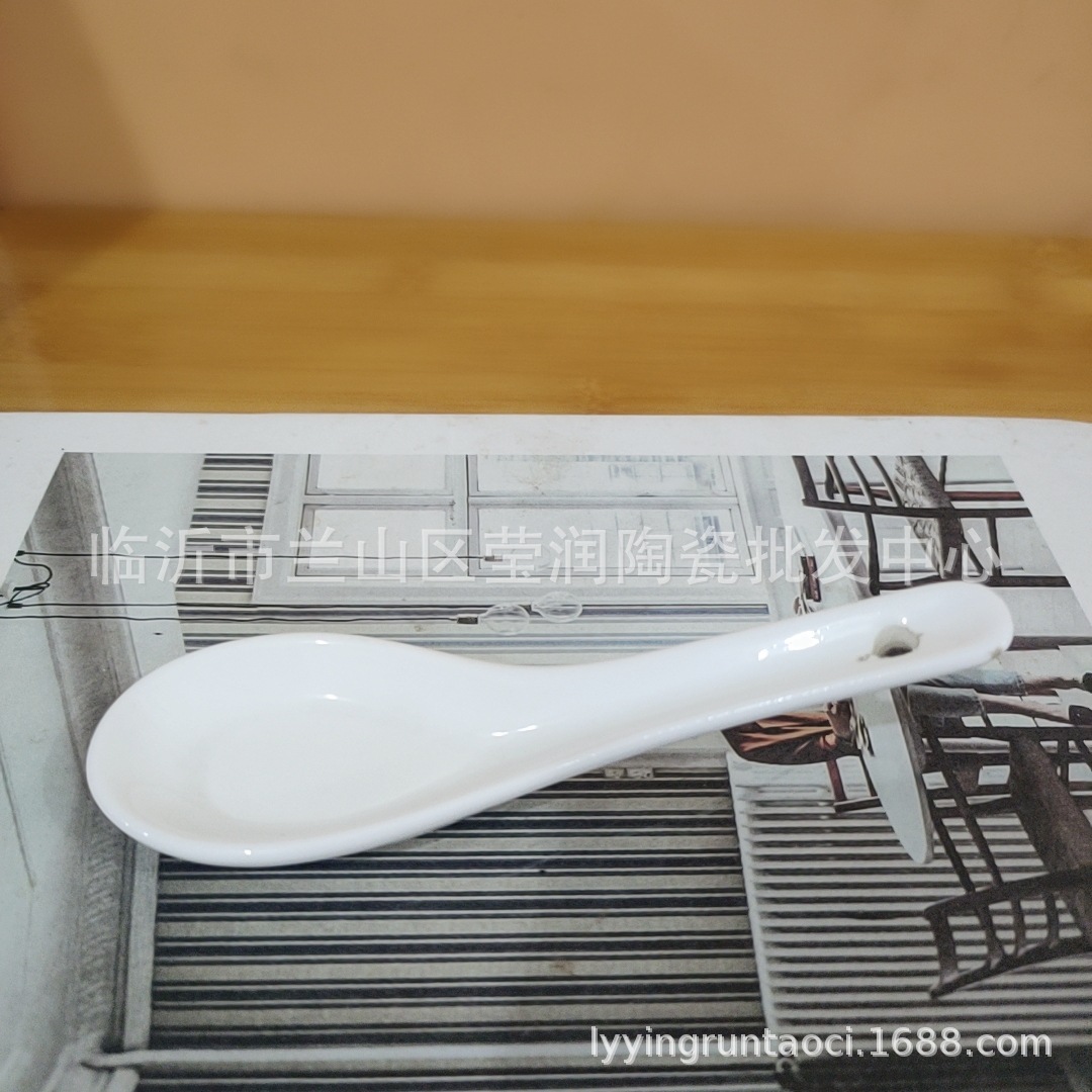 Cuchara de cerámica blanca pura para hoteles, cuchara para sopa, cuchara para arroz, cuchara de cisne con mango largo, vajilla diaria, cuchara para nido de pájaro