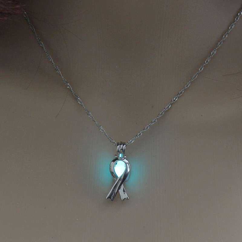 Hot-selling Halloween Simple Hollow Luminous Tie Pendant Necklace Wholesale Nihaojewelry display picture 3