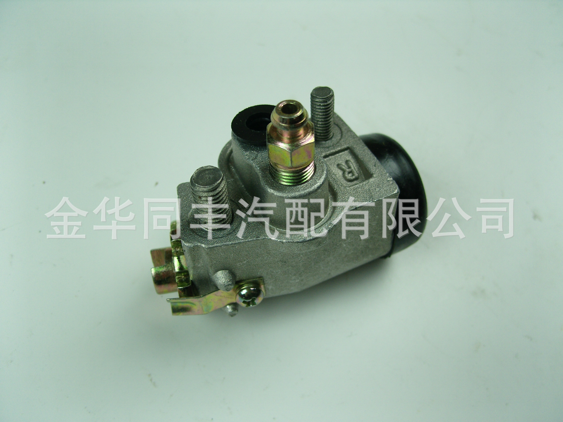 老长安昌河哈飞松花江佳宝前右前分泵前刹车分泵厂价直销|ms