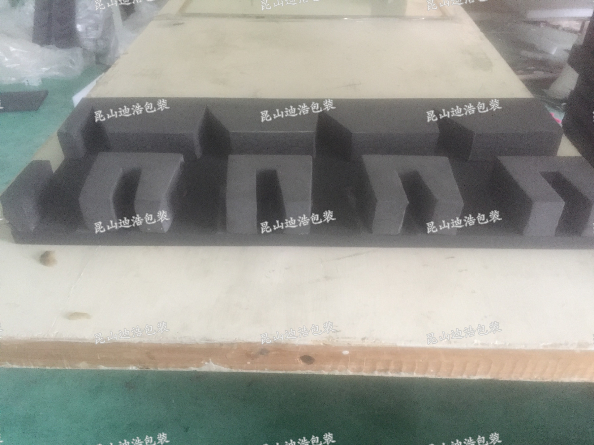 可定制eva 防静电EVA泡棉 黑白EVA片材可背胶 高弹 EVA内衬 昆山