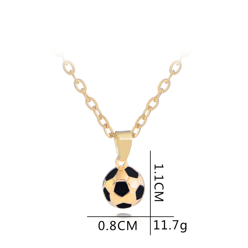 Copa Del Mundo Creativo Fútbol Colgante Suéter Collar De Cadena Venta Caliente Collar Mujeres Venta Al Por Mayor Nihaojewelry display picture 4