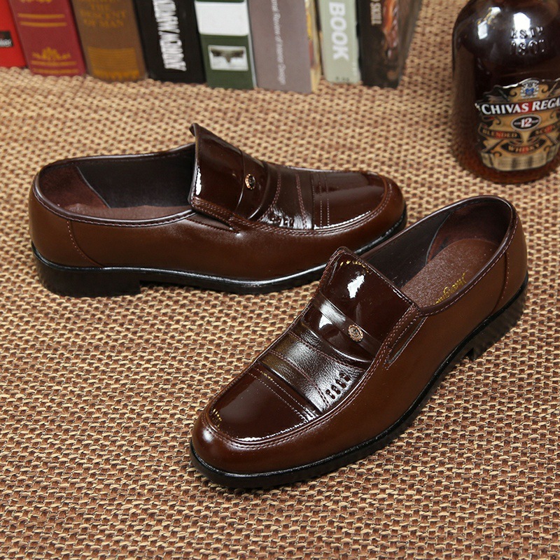 春秋季男士皮鞋中老年皮鞋商务休闲鞋日常酒店套脚工作鞋男鞋代发
