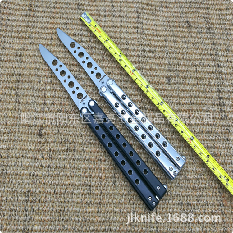 CSGO美国蝴蝶刀甩刀训练刀练习刀未开刃玩具刀折叠甩刀