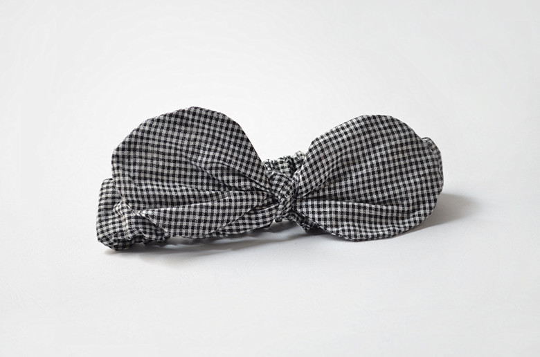 New Black And White Plaid Knotted Rabbit Ears Baby Hair Accessories Headwear display picture 3