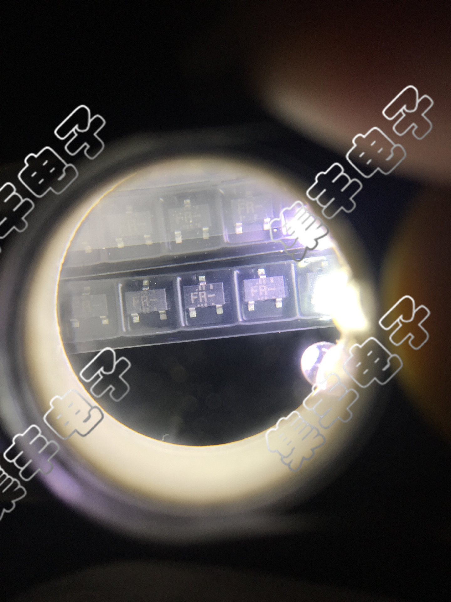 2SC5772FR-TL-E 丝印:FR SOT-23 贴片三极管宽带放大器 RENESAS