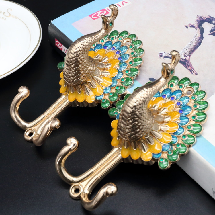 Special Offer Novelty Peacock Fan Curtain Hook Wall Hook Wall Anchor Five Color Peacock Hook Curtain Accessory Hardware Hook