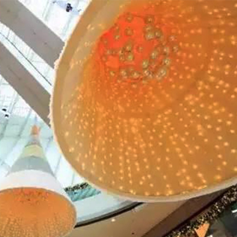 �����̳����¾��۲���ʥ��װ�δ��Ⲽչ����չ��չʾר���̳��