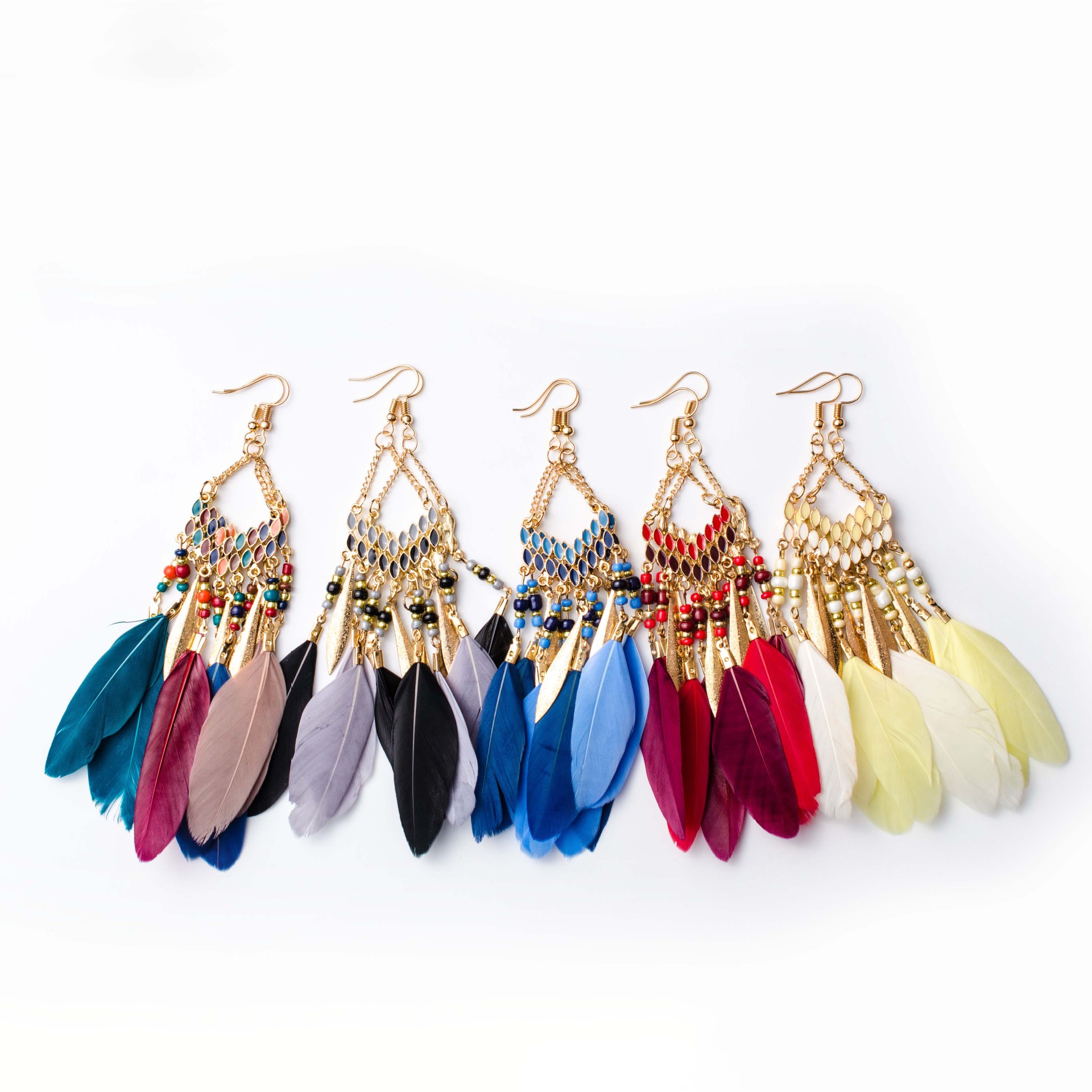 Wholesale Jewelry 1 Pair Bohemian Water Droplets Tassel Feather Alloy Feather Drop Earrings display picture 1