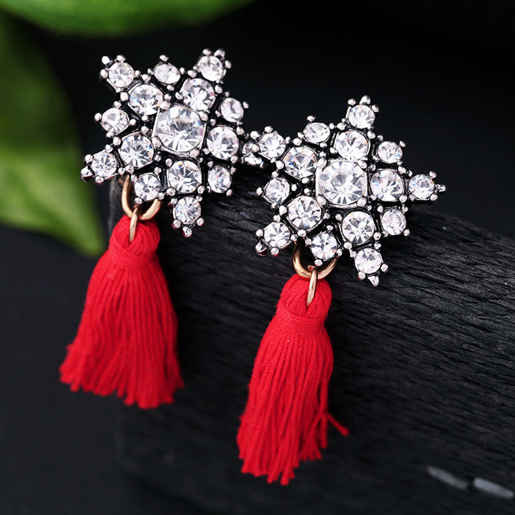 Occident and the United States alloy Diamond earring NHQD3975