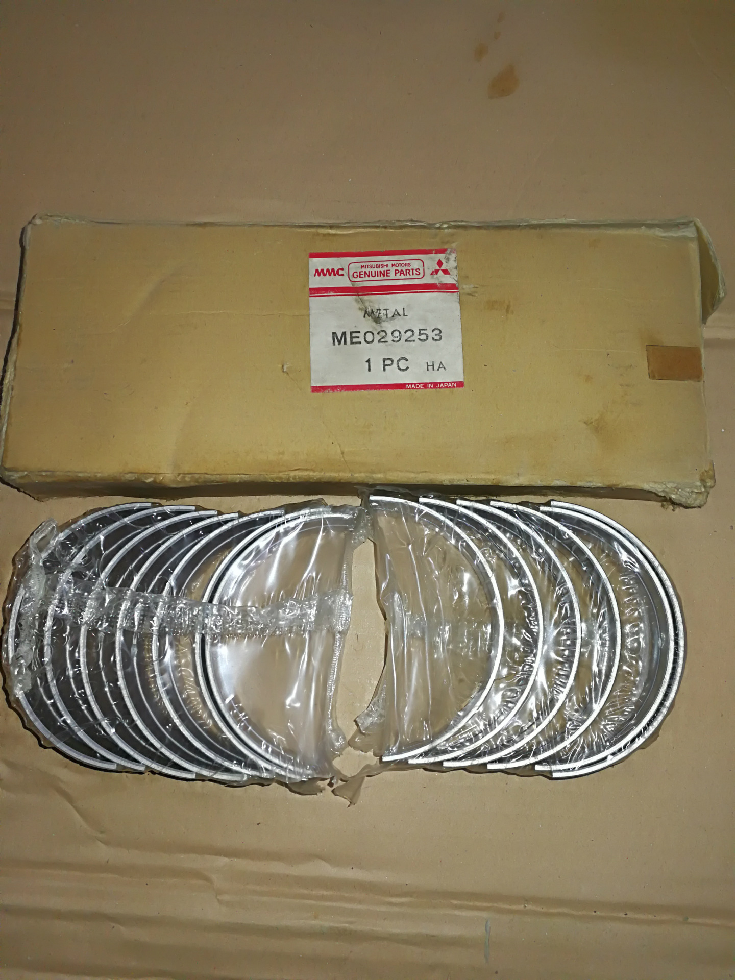 供应三菱发动机主轴瓦ME029253