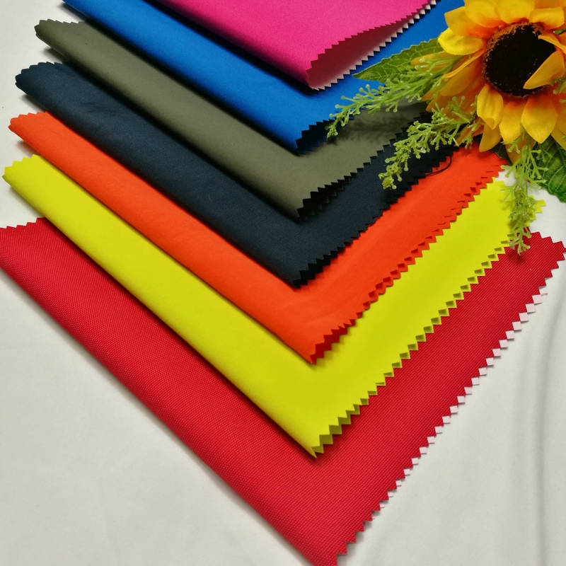 Customized Processing of 228t Polyester Taslan Jacket Fabric Waterproof Breathable Mountaineering Clothing Outdoor Tarpaulin