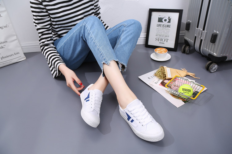 Red Casual Shoes Overview