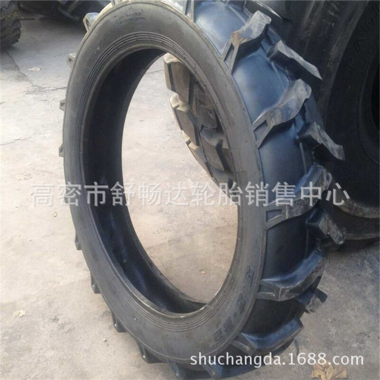 现货供应9.5-32人字轮胎 拖拉机轮胎 农用轮胎