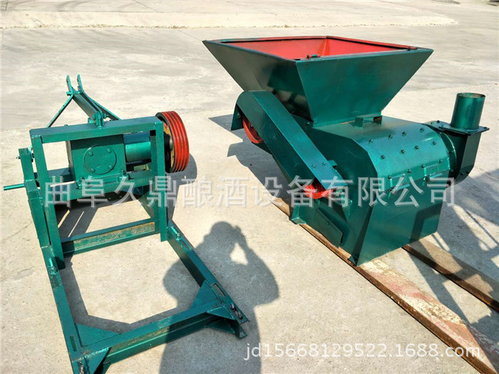 小型锤片式沙克龙除尘秸秆粉碎机生产厂家