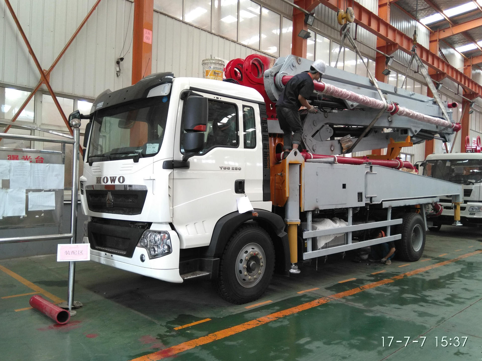 混凝土泵车 青岛科尼乐牌泵车 水泥臂架泵车 37米天泵