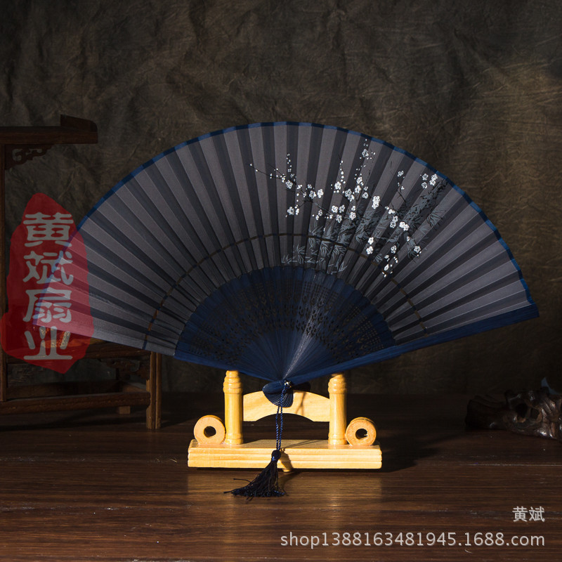 푸른 재, 흰 매화