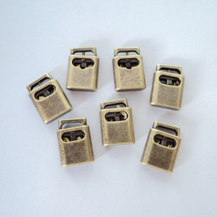Shishi manufacturer Environmental rectangular rectangular elliptical flat -shaped flat -shaped green ancient copper alloy rope buckle spring buckle