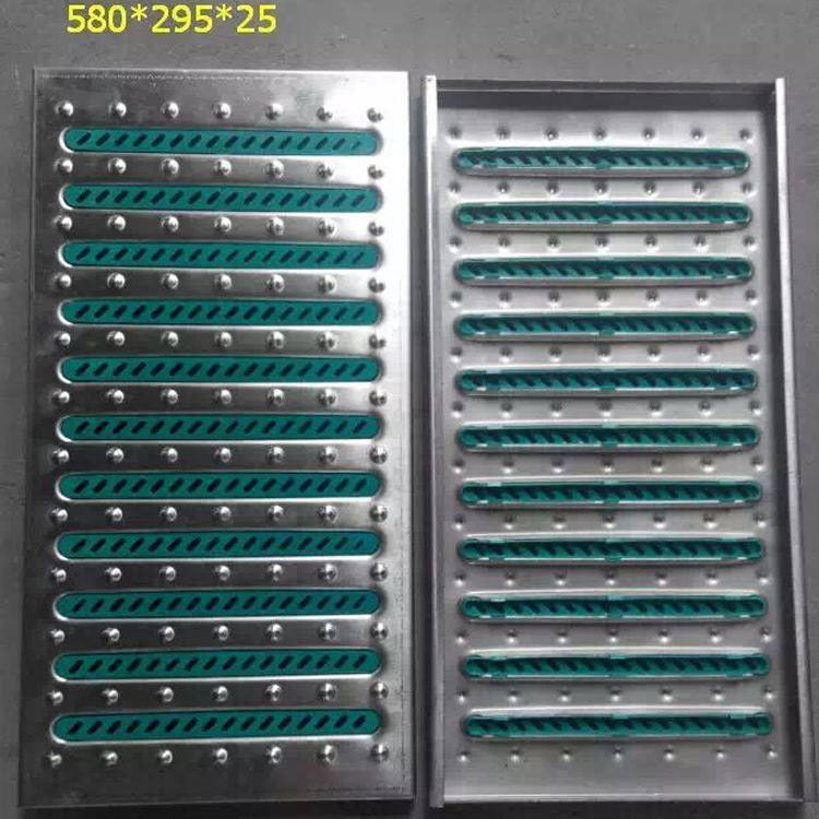 供应不锈钢厨房排水沟盖板 580*295*25防鼠条下水道盖板厂价批发