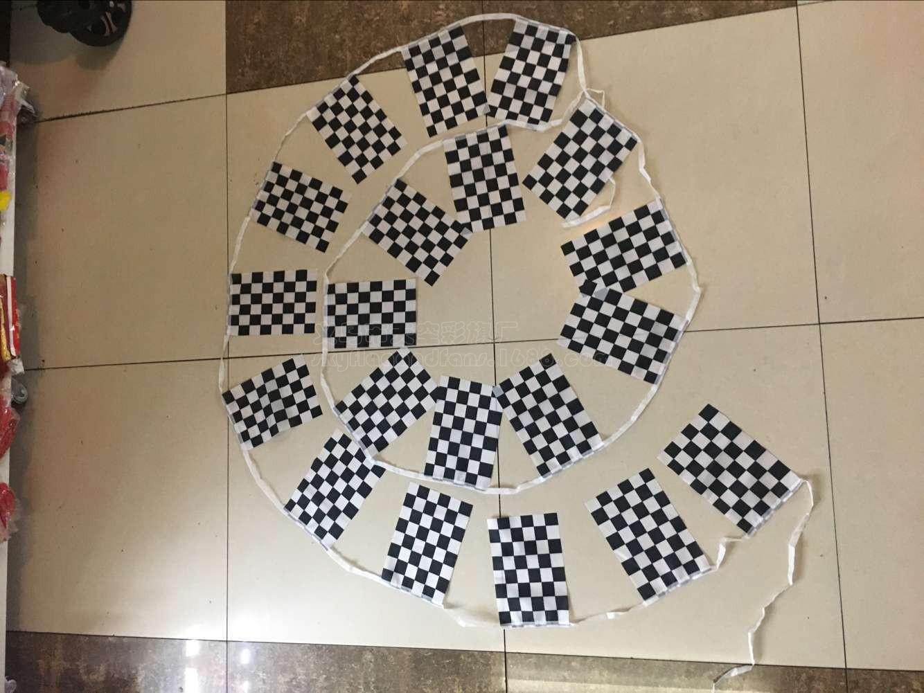 黑白格子终点旗 F1赛车串旗吊旗 比赛装饰格子旗 赛车串旗现货-阿里巴巴