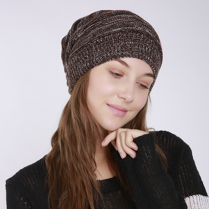 Gebreide beanie muts voor dames en heren van wol_voghion.com