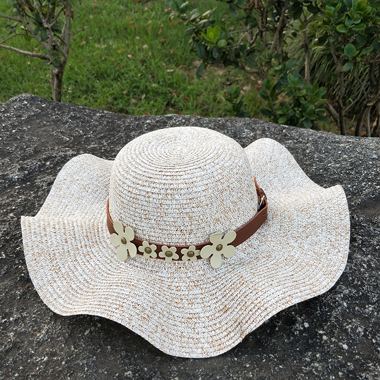 Chapeau De Paille Pliable De Crème Solaire De Fleurs De Mode display picture 6