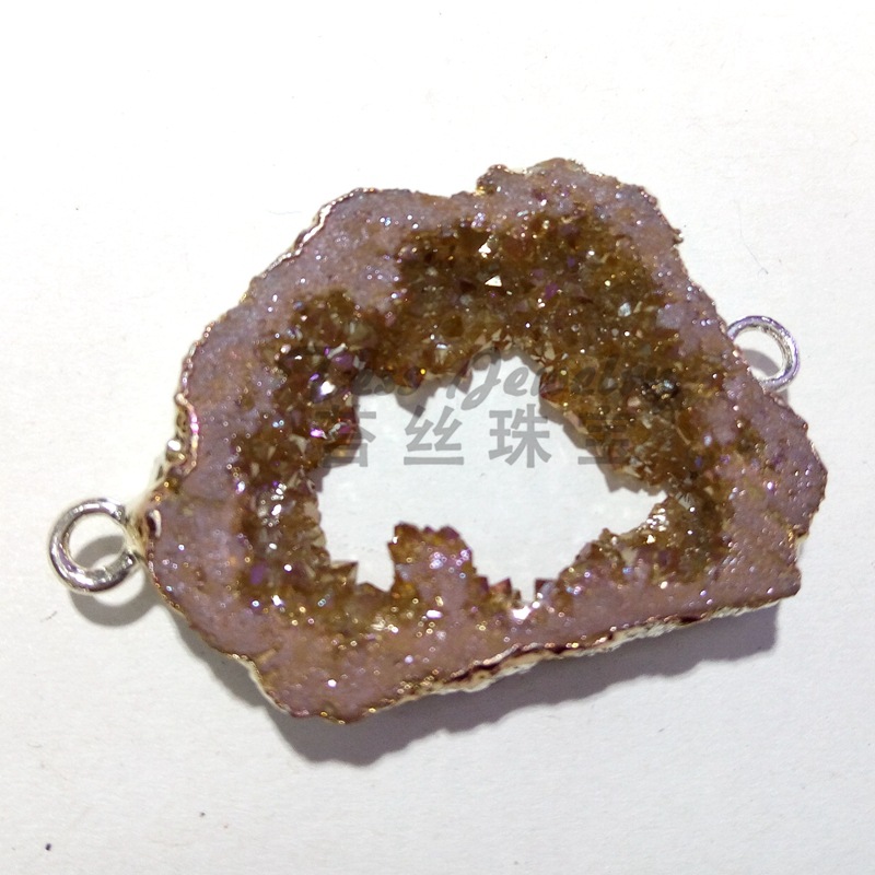 Pendant goods in stock natural crystal While taking Cluster rough  agate Geode Foreign trade Selling jewelry parts Champagne