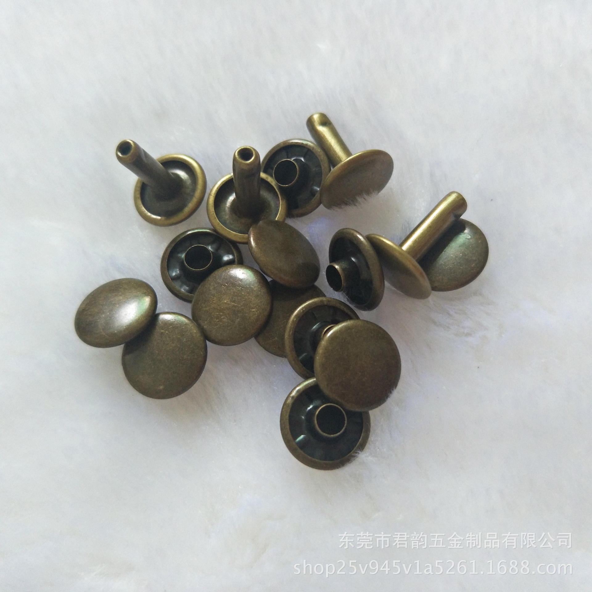 厂家批发蘑菇撞钉 单面双面蘑菇撞钉 环保铜蘑菇撞钉 蘑菇铆钉-阿里巴巴