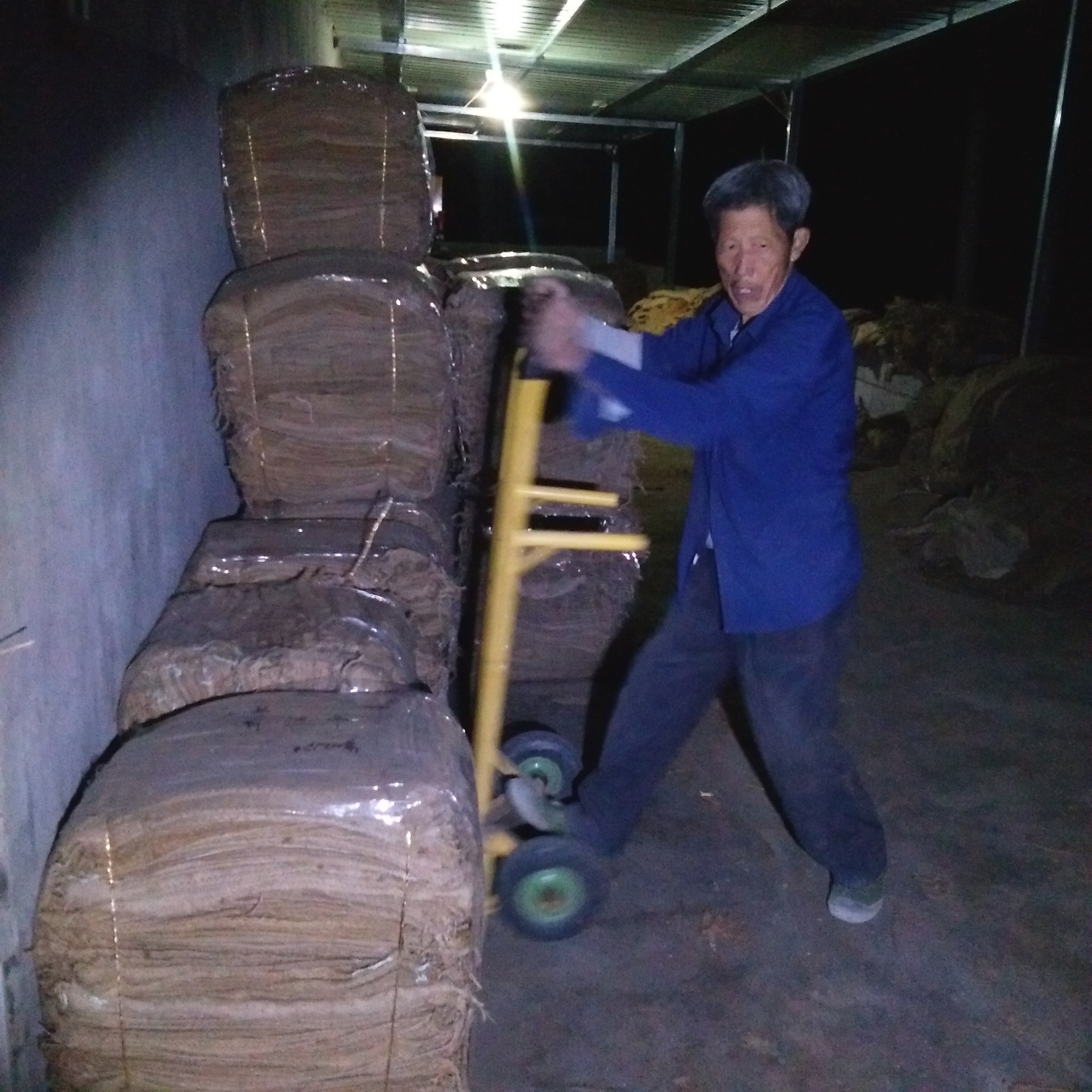 麻袋厂家供应各种型号麻袋粮食麻袋五金麻袋海鲜麻袋|ms