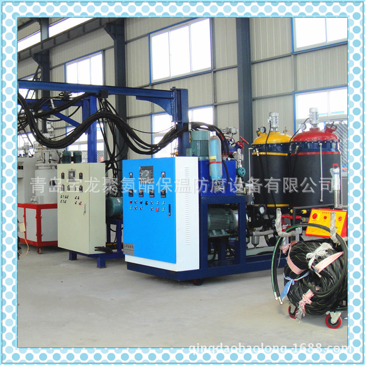 供应宝龙PU汽车内饰件PU聚氨酯人机界面PLC高压发泡机械价格