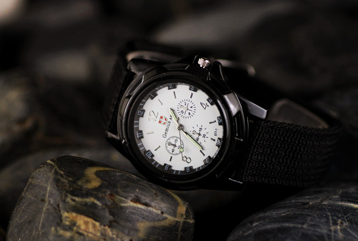Gemius/Swiss Watch - Black