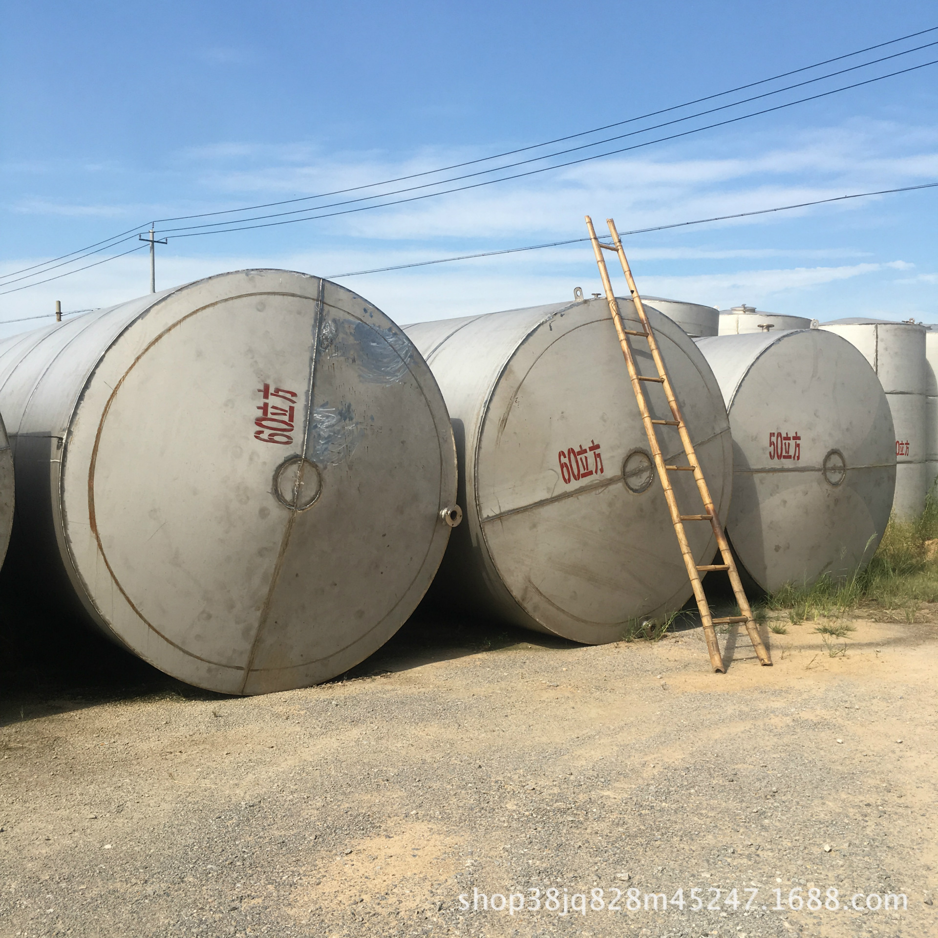 高价收购二手不锈钢计量罐， 二手不锈钢缓冲罐，二手气液分离罐